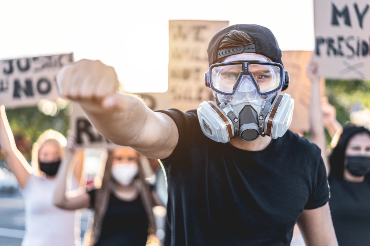 Le respect du droit international en matière de droits humains